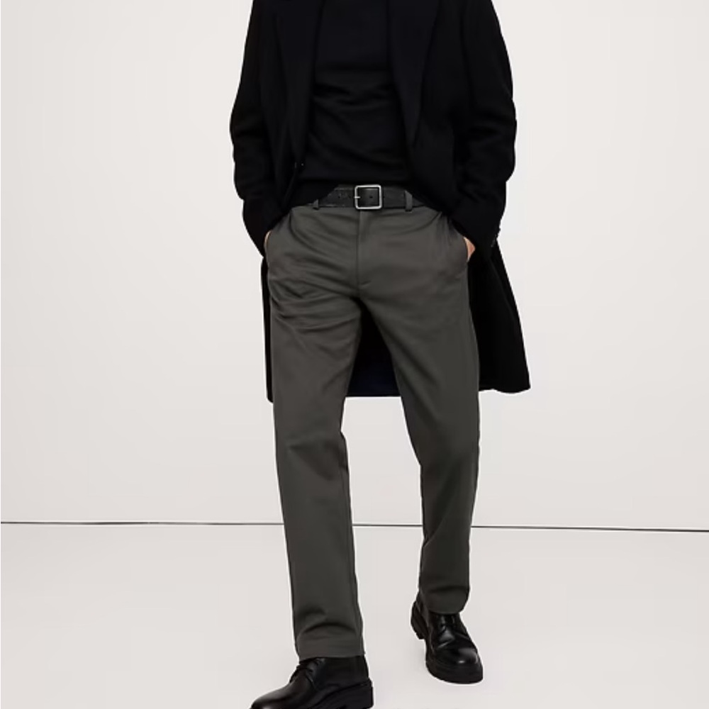 Italian stretch straight chinos